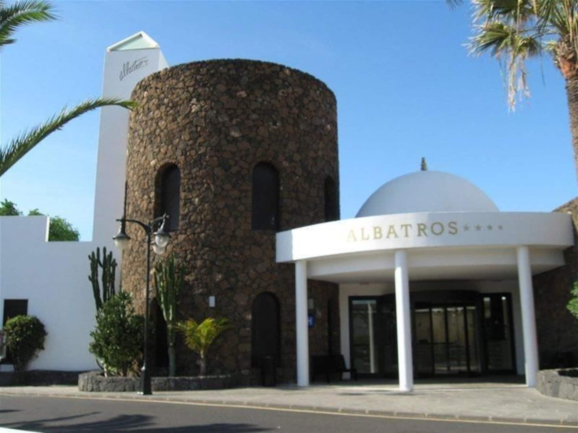 Allsun Hotel Albatros Costa Teguise Exteriör bild